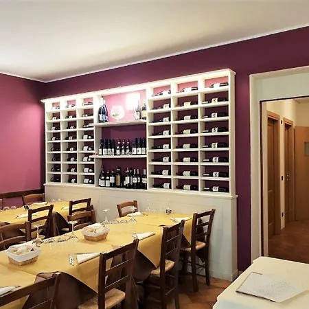 La Vecchia Scuola * Lesa