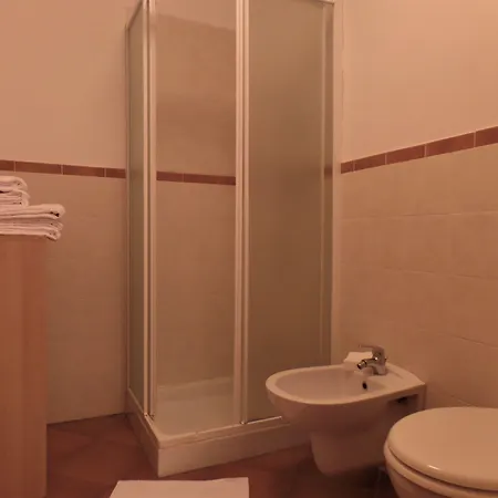 La Vecchia Scuola Hotell Lesa
